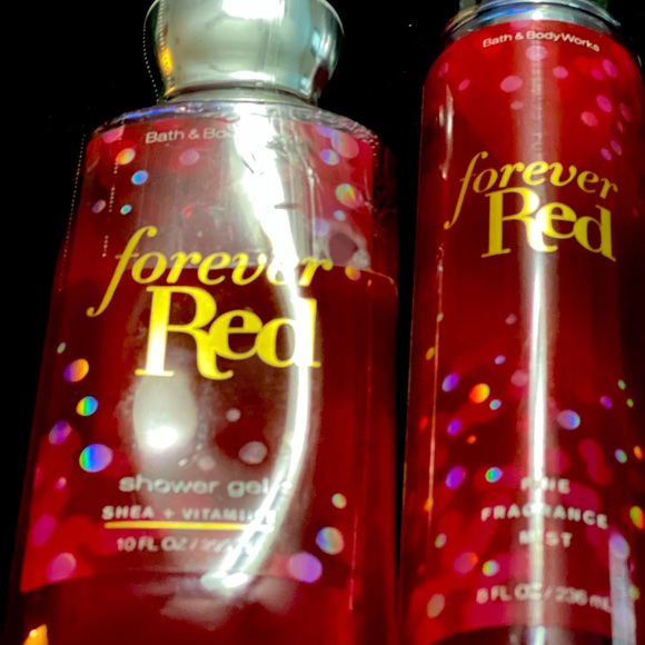 Bath & Body Works Bath & Body Forever Red Mist And Body Wash Set